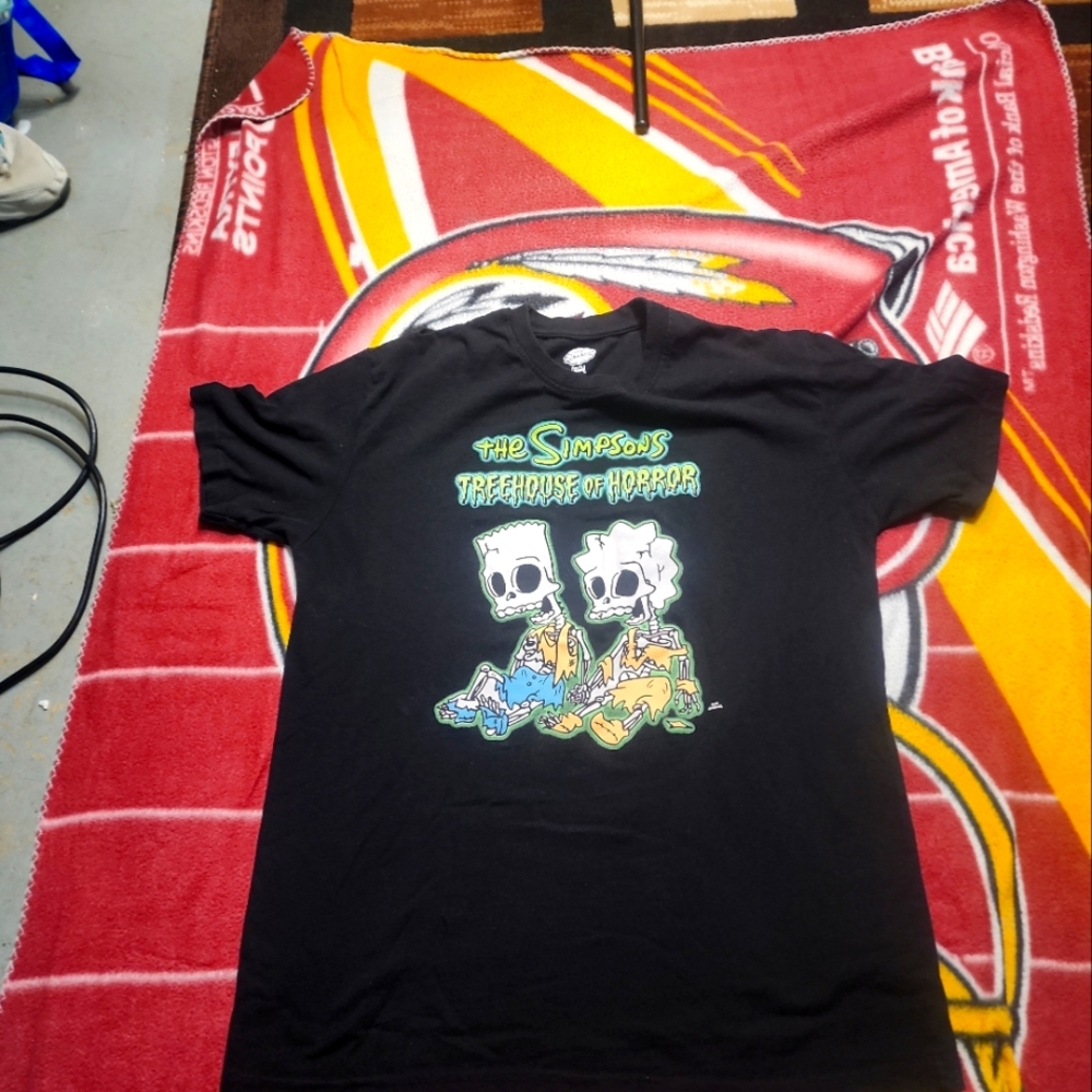 Mens Simpsons tshirt Size Large